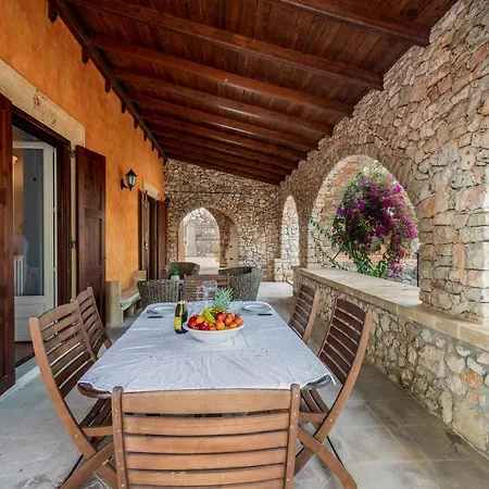 Villa Ermy Intera