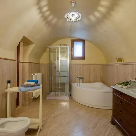 Villa Ermy Intera