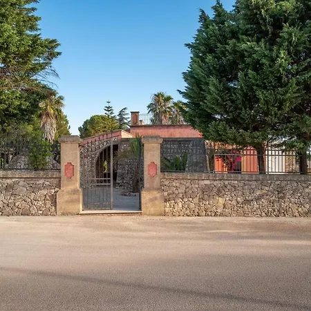 Ermy Intera Villa Morciano di Leuca